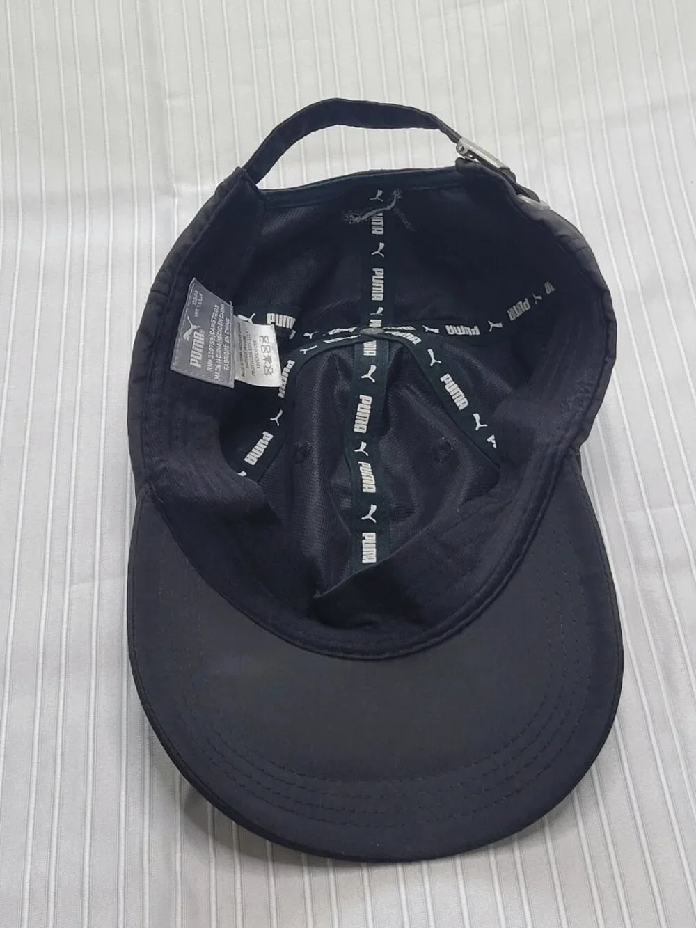 Puma black cap with silver logo